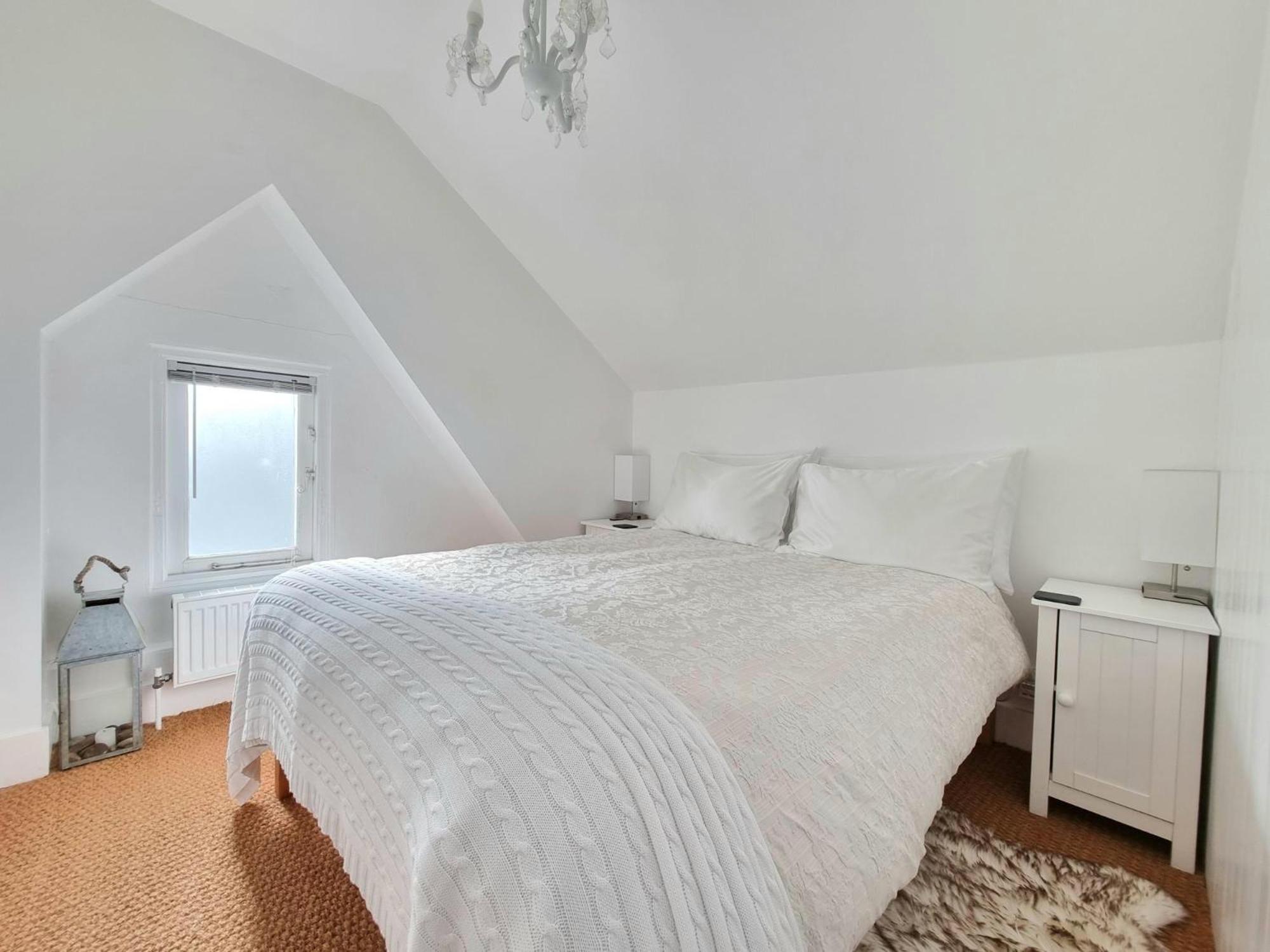 West Hill Retreat Seaview Balcony Chic Loft Studio & Free Parking Hastings Exterior foto